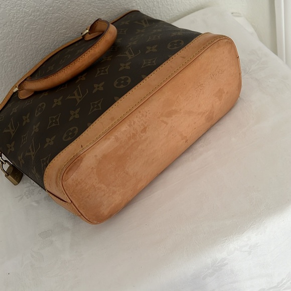 LV bag - Picture 6 of 13